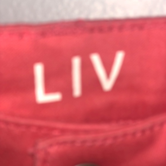 Delias Coral Shorts - Picture 4 of 5